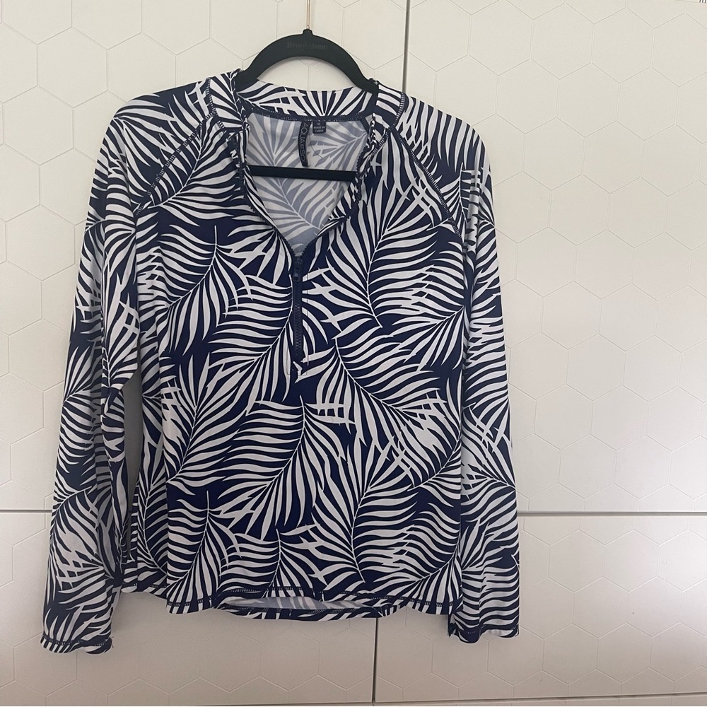 AQUA ET SOL long sleeve half zip rash guard UPF 50 navy blue tropical palm print